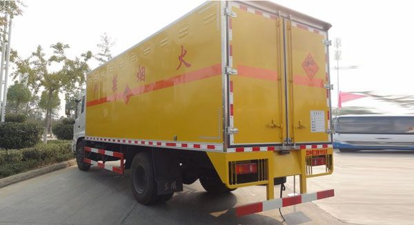 �����ƶ������屬���������䳵