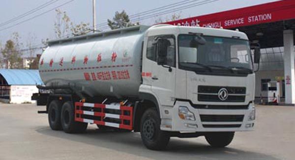 东风天龙32立方低密度粉粒物料运输车